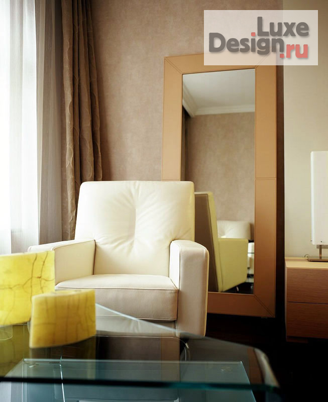 Дизайн интерьера трехкомнатной квартиры "Квартира на Невском" (фото 1)